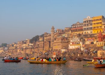 Varanasi | YogaLounge