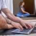 Featured image for: A Prática de Yoga em Comunidade Online: Construir Ligações Autênticas no Digital
