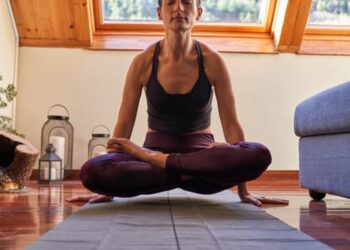 Featured image for: Sinais de que uma pessoa está pronta para ensinar yoga
