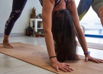 Featured image for: Vale a pena fazer um curso de formação de yoga?