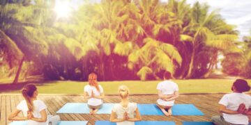 Featured image for: Férias de Yoga em Família: Dicas para Viagens com Crianças