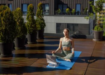 Featured image for: Yoga e Meditação: O Par Perfeito para umas Férias Transformadoras