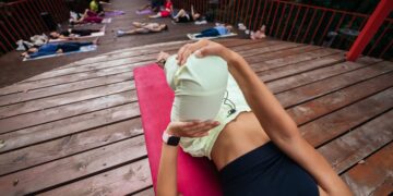 Featured image for: Yoga Terapêutico: Férias para Recuperar de Lesões em 2026